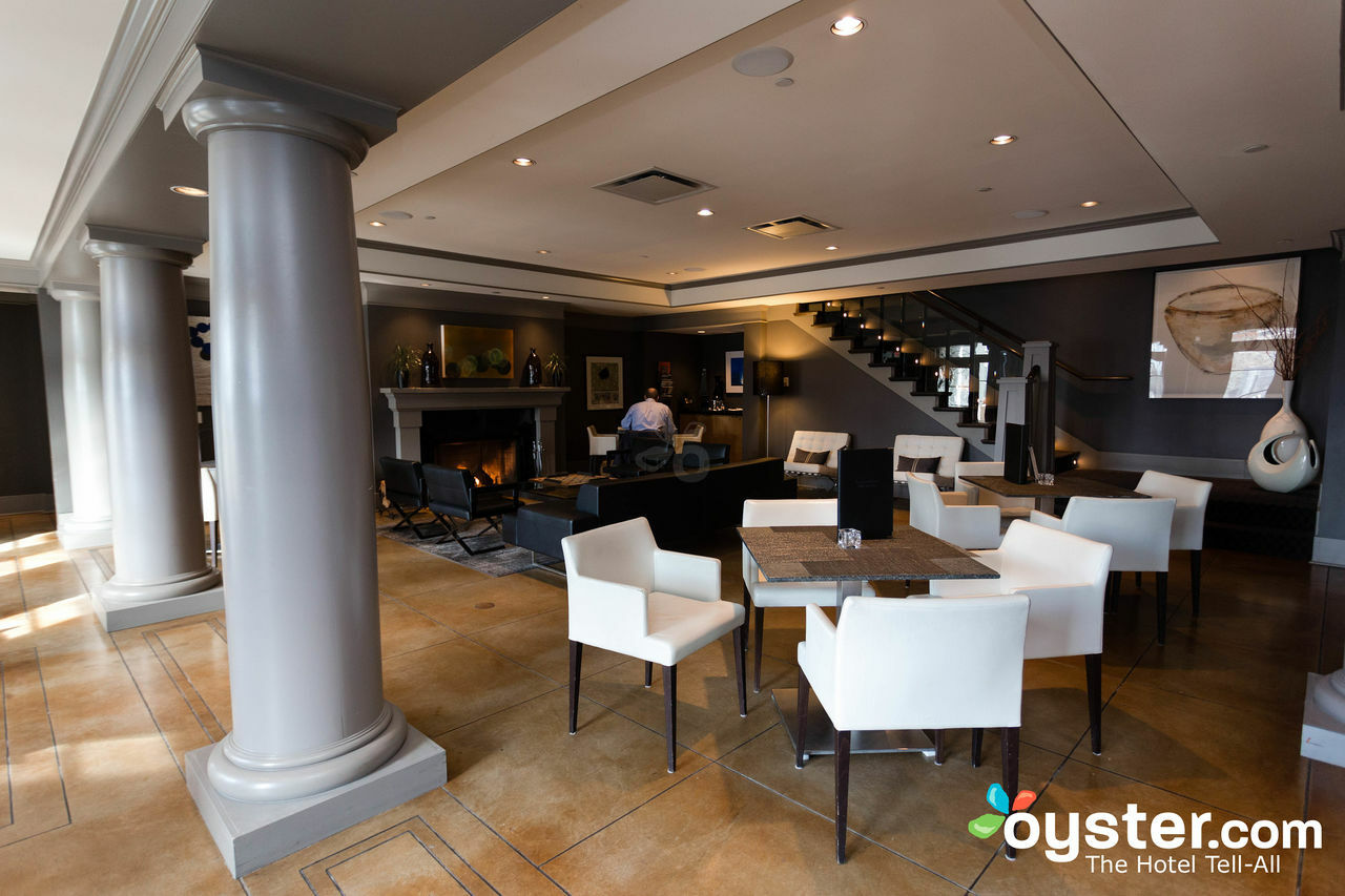 Hotel Arts Kensington YYC Exterior photo